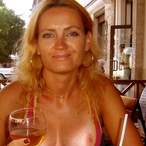 Enisa - Sextreff in Odderade Profil von Enisa, 22 Jahre, Sextreff in Odderade (Schleswig-Holstein)